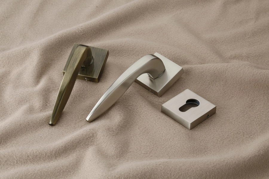 antique-brass-matt-rose-handle-main-sliding-door-kitchen-cabinet-handle-km-3013